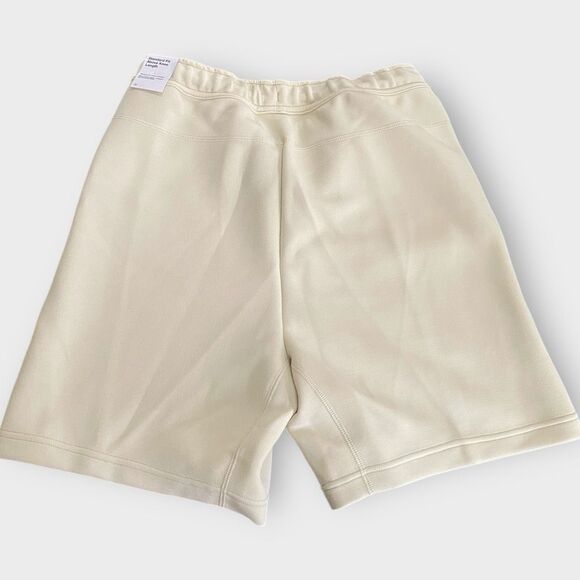 Nike Sportswear Tech Fleece Light Khaki Cream Black Shorts FB8171-234 New - Picture 7 of 11